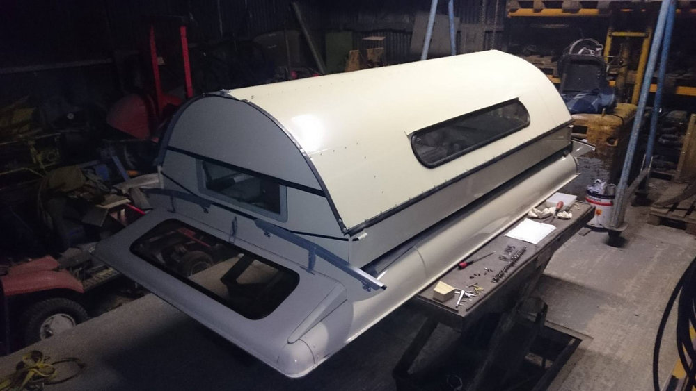 DSC_0042.JPG (726.63 KiB) Viewed 11964 times roof up